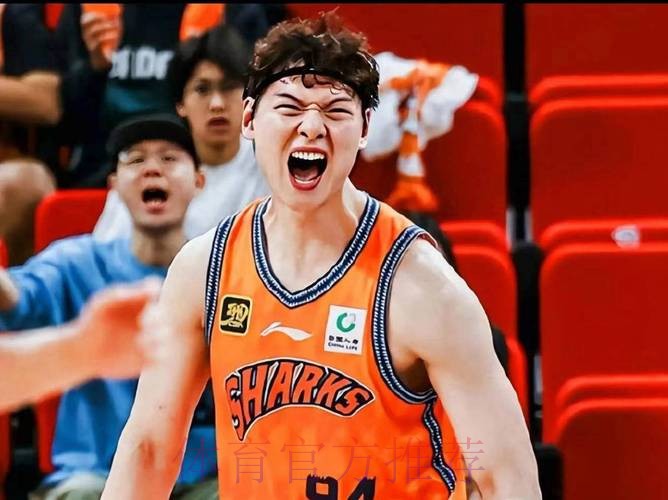 王哲林:比赛有起伏很正常,手感终究会回来的 王哲林:比赛有起伏很正常,手感终究会回来的